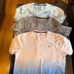 Three men’s Hollister crewneck T-shirt size large